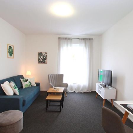 Ferienwohnung Kira In Friedrichshafen Bagian luar foto