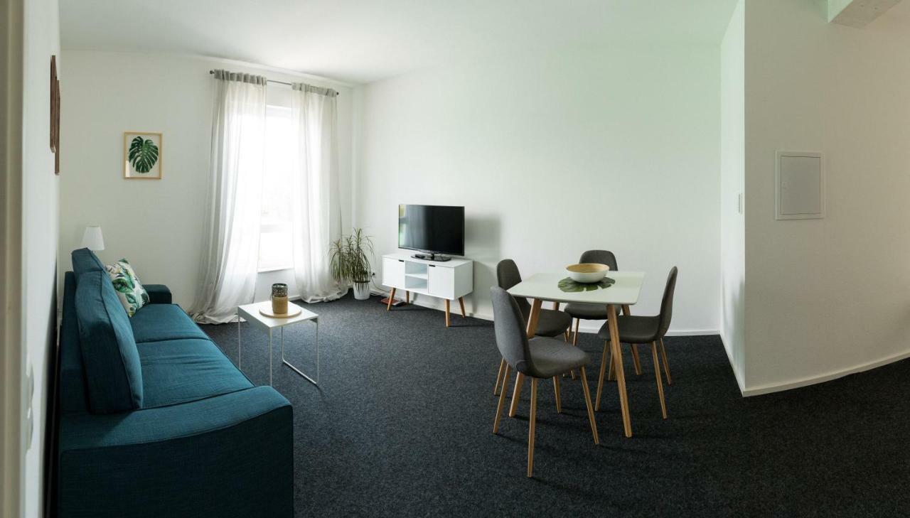 Ferienwohnung Kira In Friedrichshafen Bagian luar foto